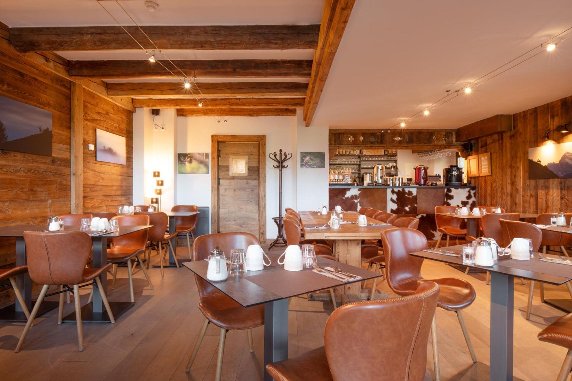 La Ferme Du Golf Hotel Megeve Exterior photo
